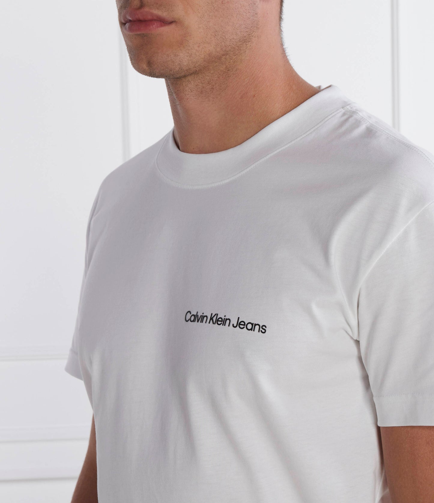 Calvin Klein T-Shirt Regular Fit Bright White Logo Pecho