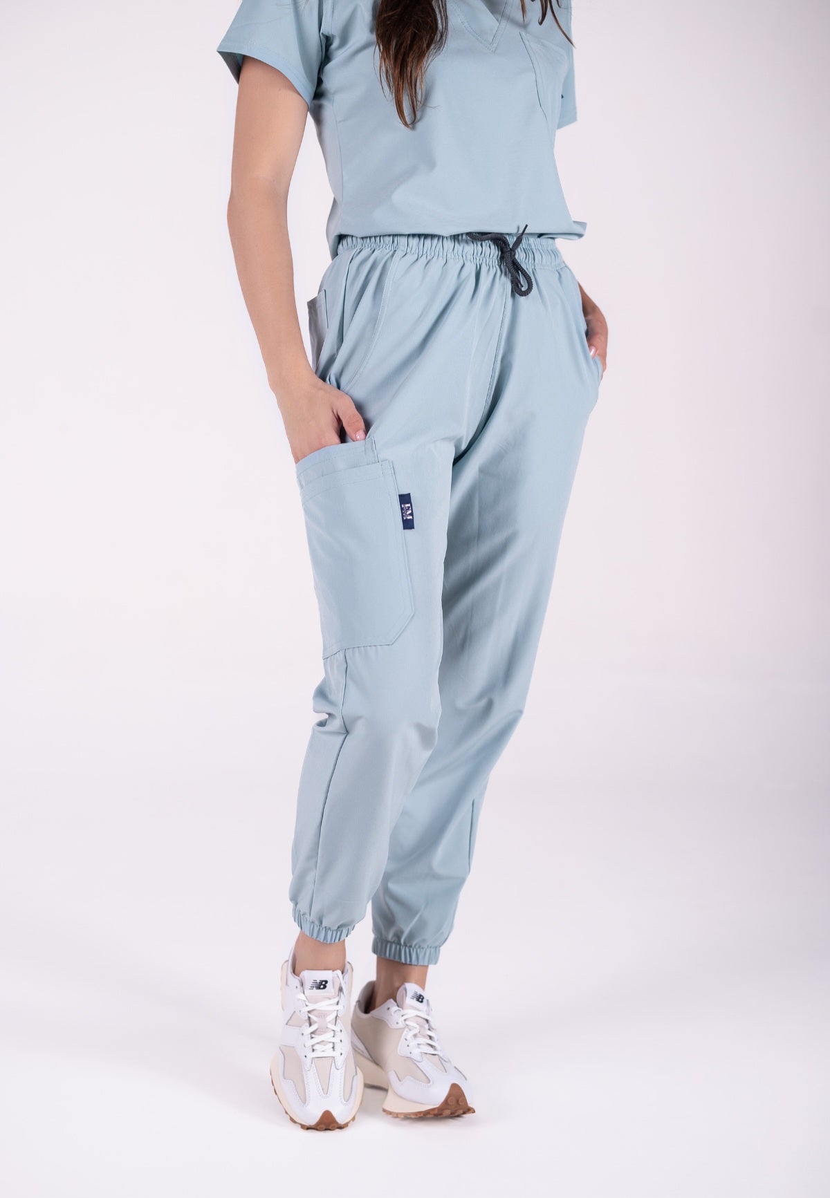 Uniforme dama MENTA
