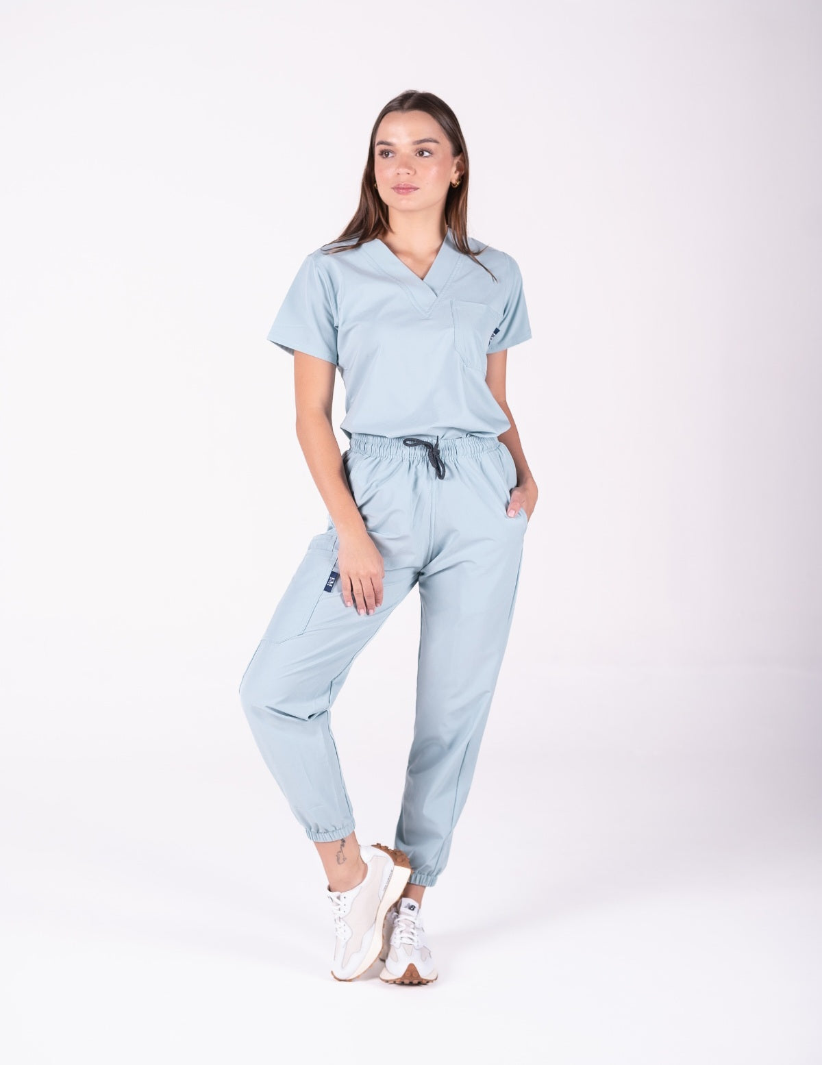 Uniforme dama MENTA