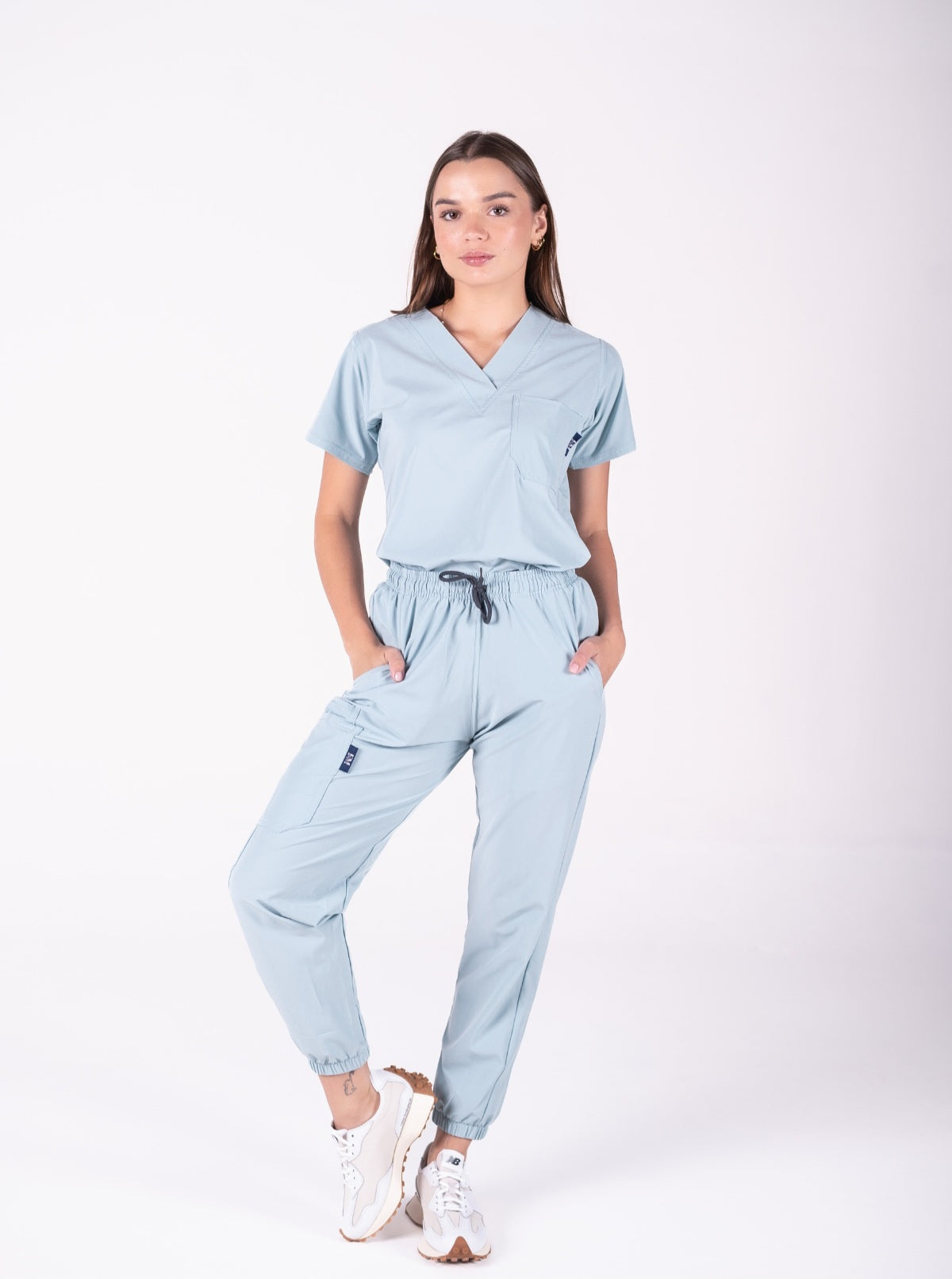 Uniforme dama MENTA