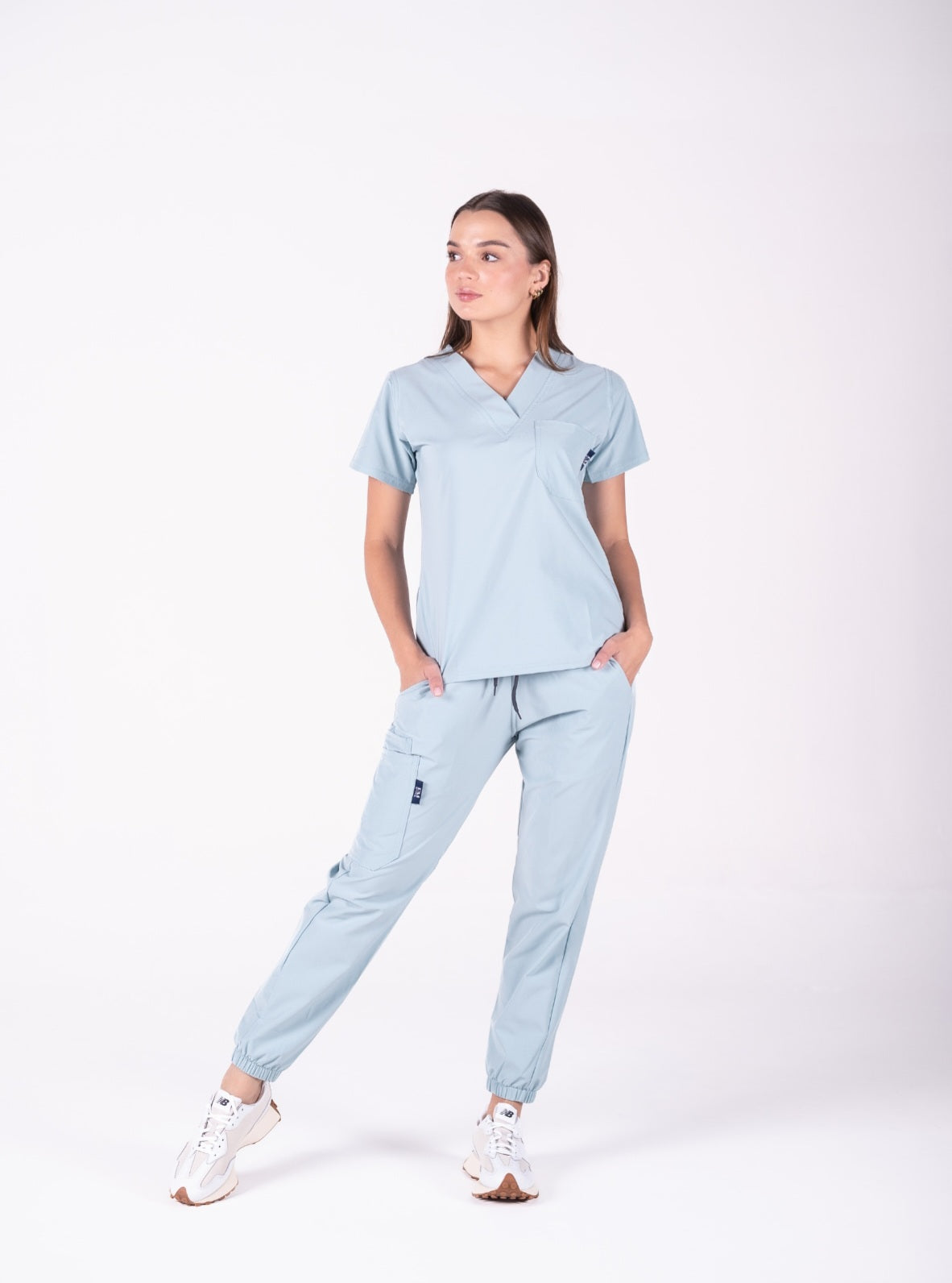Uniforme dama MENTA