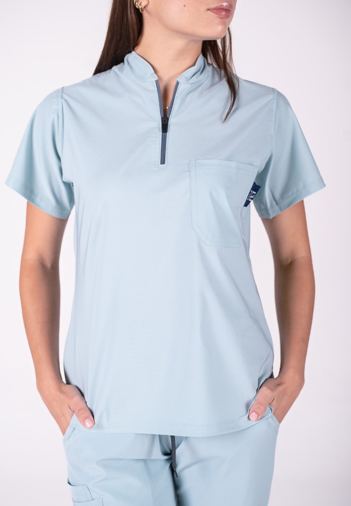 Uniforme dama MENTA