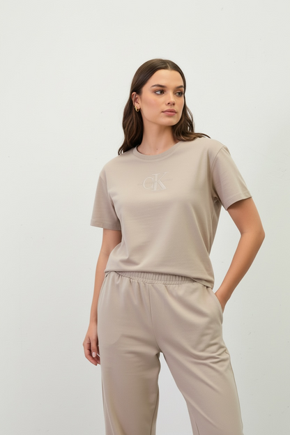 Calvin Klein Dama Relaxed Fit Atmosphere