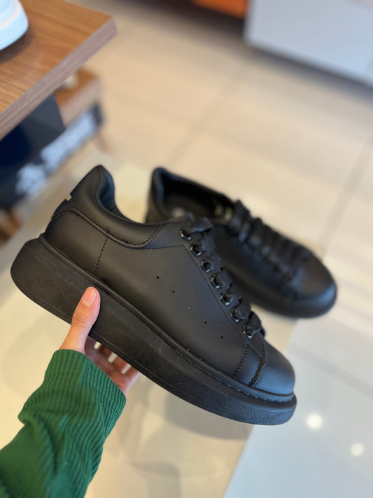 Alexander McQueen Sneaker Black
