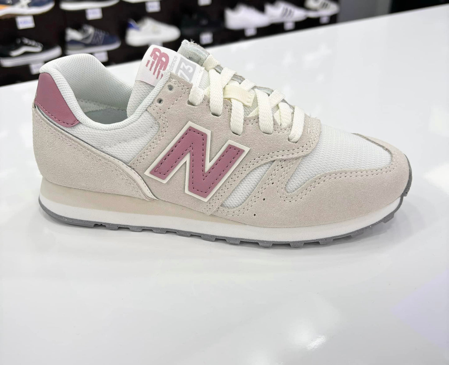 New balance 373 pink with grey