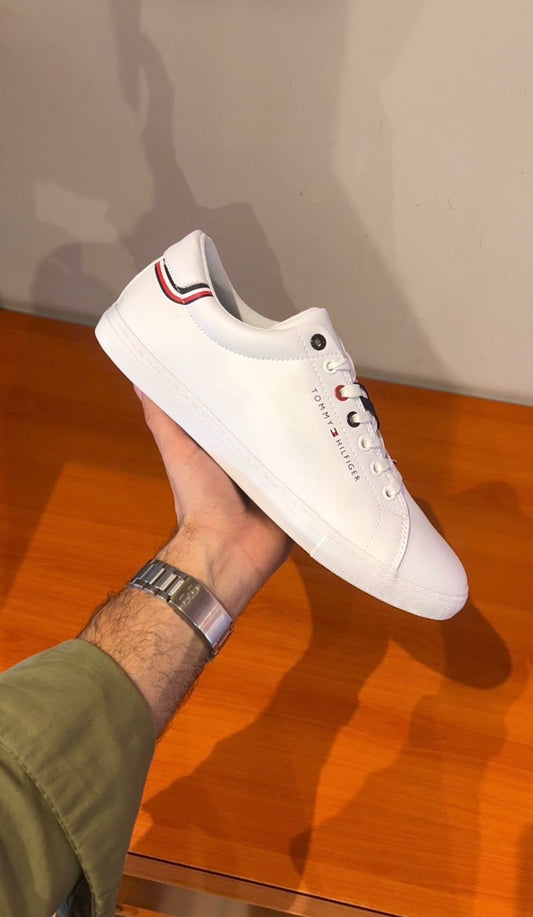 Zapatilla Tommy Hilfiger Easy Go Sneaker.